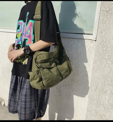 Sumleno Bohemian Hipster Hobo bag with cotton lining and adjustable shoulder strap.